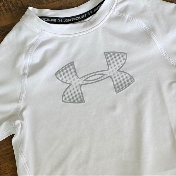 3/$36 - Boys Under Armour Fitted Tee - White - Picture 4 of 8